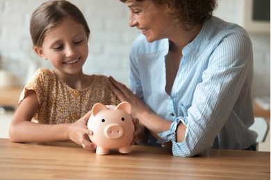 Piggie Bank - Pocket Money Wisdom: Teaching Kids Lifelong Financial Values